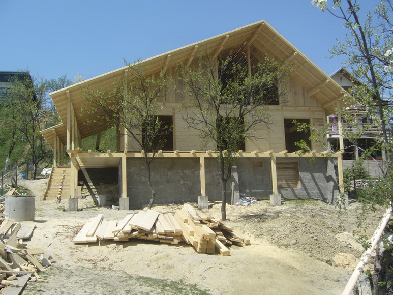 firma constructii case lemn Bucuresti la cheie pret bun