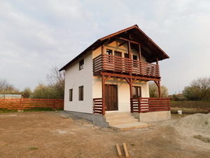 Casa din lemn ecologica